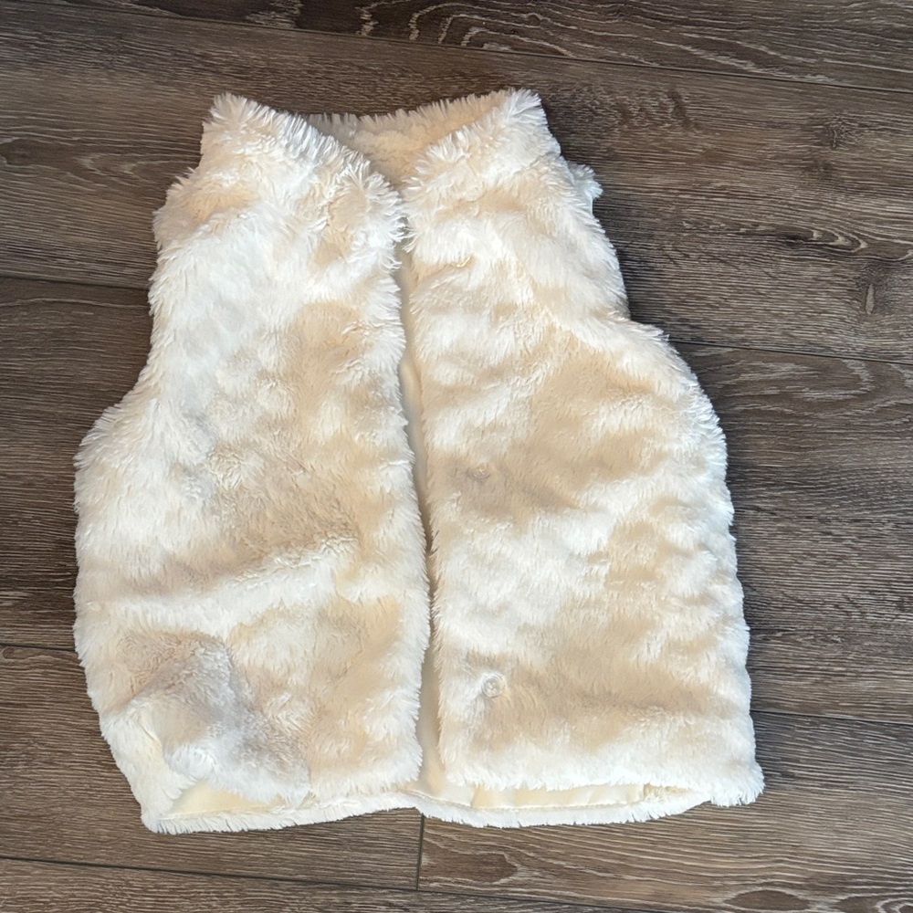 Epic Threads Ivory Faux Fur Vest